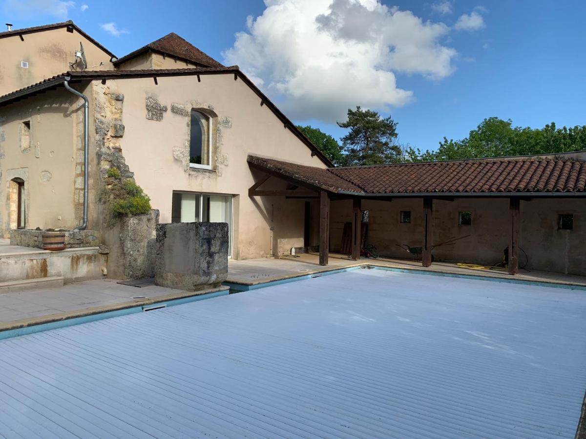 Grande Villa Au Coeur De La Dordogne Paussac-et-Saint-Vivien Bagian luar foto