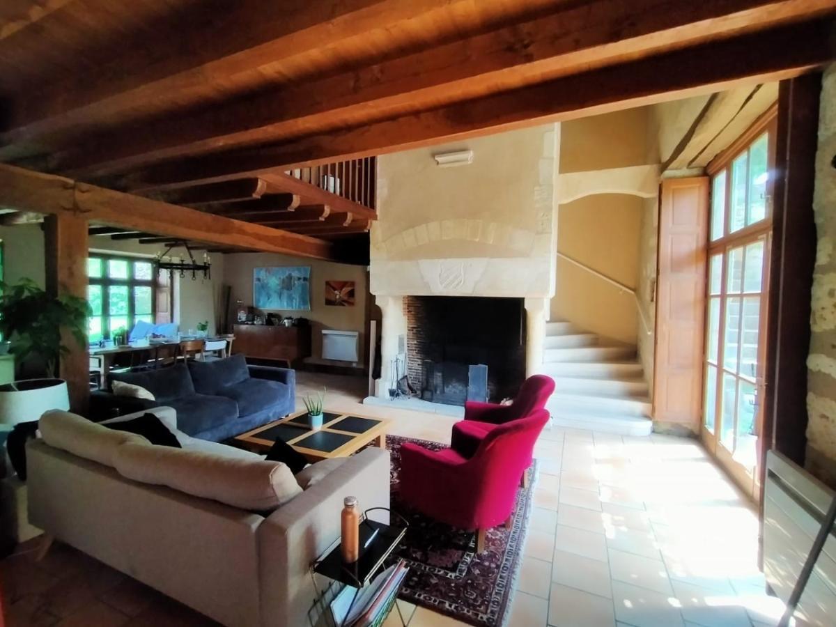 Grande Villa Au Coeur De La Dordogne Paussac-et-Saint-Vivien Bagian luar foto